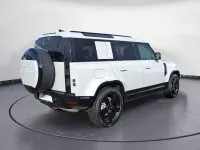 Neu Land Rover Defender HSE Dynamic 349 PS (256 kW) 2026 Borasco grey SUV