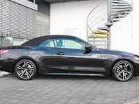 Gebraucht BMW 420 M Sport 184 PS (135 kW) 2025 Black sapphire metallic Cabrio