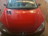 Gebraucht Peugeot 206 60 PS (44 kW) 2002 Rot Kleinwagen