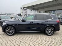 Gebraucht BMW X5 M Sport 286 PS (210 kW) 2023 Schwarz SUV