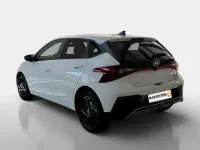 Neu Hyundai i20 Blackline 90 PS (66 kW) 2026 Atlas white Kleinwagen