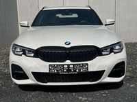 gebraucht BMW 320 Touring i M Sport *SHADOW&AERO*LC.PROF/360°/PAR...