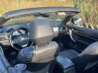 Gebraucht BMW 218 Performance 136 PS (100 kW) 2017 Schwarz Cabrio