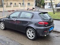 Gebraucht Alfa Romeo 147 105 PS (77 kW) 2009 Schwarz Kleinwagen