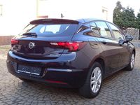 Gebraucht Opel Astra 105 PS (77 kW) 2018 Blau Limousine