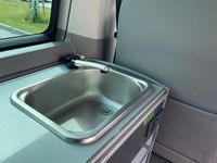 Gebraucht VW Transporter 140 PS (102 kW) 2015 Violet Van