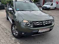 Gebraucht Dacia Duster Lauréate 109 PS (80 kW) 2014 Grün SUV