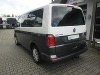 Second-hand VW Multivan 150 CP (110 kW) 2017 Alb Monovolum