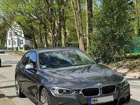 gebraucht BMW 320 D SPORT Line | CarPlay | M-Lenkrad | R.Kamera