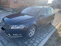 Gebraucht VW Passat Highline 177 PS (130 kW) 2014 Blau Kombi
