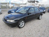 Gebraucht Ford Mondeo 90 PS (66 kW) 1994 Schwarz metallic Limousine