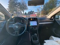 Gebraucht VW Golf VII 105 PS (77 kW) 2012 Weiß Limousine