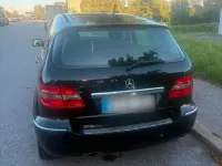 Gebraucht Mercedes B200 140 PS (102 kW) 2009 Schwarz Van / Kleinbus