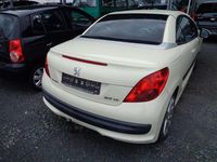 Gebraucht Peugeot 207 CC Sport 120 PS (88 kW) 2007 Lack creme parthenon/decke Cabrio