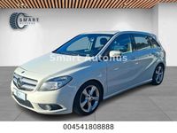 Gebraucht Mercedes B180 109 PS (80 kW) 2014 Weiß Van / Kleinbus