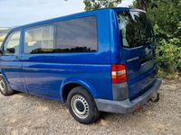 Second-hand VW Transporter 131 CP (96 kW) 2010 Albastru Van