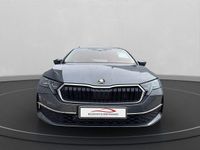Neu Skoda Octavia 150 PS (110 kW) 2025 Grau Kombi
