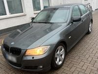 Gebraucht BMW 318 143 PS (105 kW) 2009 Grün Limousine