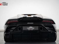 Gebraucht Lamborghini Huracán 640 PS (470 kW) 2024 Nero helene Cabrio
