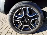 Usado Dacia Spring Essentiel 33 kW (45 CV) 2023 Plateado Utilitario