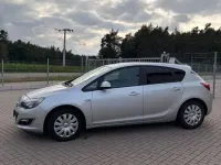 Gebraucht Opel Astra Edition 140 PS (102 kW) 2012 Silber Limousine