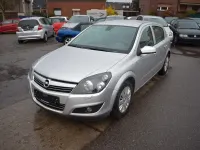Gebraucht Opel Astra Innovation 116 PS (85 kW) 2008 Silber Limousine