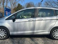 Gebraucht Ford B-MAX Trend 105 PS (77 kW) 2017 Polarsilber metallic Van / Kleinbus