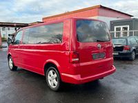 Usado VW Multivan 179 CV (131 kW) 2011 Rojo Monovolumen