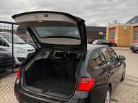 Gebraucht BMW 320 184 PS (135 kW) 2015 Schwarz Kombi