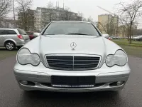 Gebraucht Mercedes C180 Classic 143 PS (105 kW) 2002 Silber Limousine