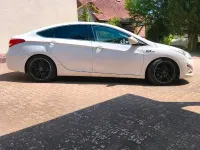 Gebraucht Hyundai i40 116 PS (85 kW) 2014 Weiß Limousine