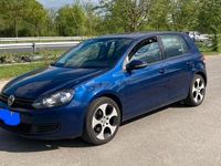 Gebraucht VW Golf VI 105 PS (77 kW) 2010 Blau Kleinwagen