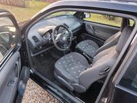 Gebraucht VW Lupo 60 PS (44 kW) 2004 Schwarz Kleinwagen