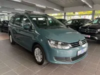 Gebraucht VW Sharan Comfortline 150 PS (110 kW) 2022 Petroleum blue Van / Kleinbus