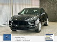 Gebraucht Porsche Macan Basis 245 PS (180 kW) 2020 Tiefschwarz SUV