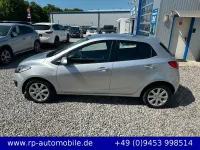 Gebraucht Mazda 2 Independence 90 PS (66 kW) 2010 Silber Kleinwagen