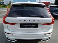Gebraucht Volvo XC60 Plus 197 PS (144 kW) 2022 Weiß SUV