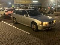 Gebraucht BMW 525 163 PS (119 kW) 2003 Silber Kombi