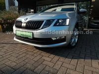Gebraucht Skoda Octavia Clever 150 PS (110 kW) 2018 Brilliantsilber metallic met.brilliantsilber metallic met. Kombi