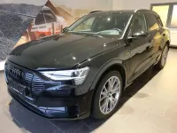 Gebraucht Audi e-tron Advanced 300 kW (408 PS) 2022 Mythosschwarz metallic SUV