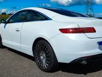 Używany Renault Laguna Coupé 173 KM (127 kW) 2012 Biały Coupe
