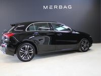 Gebraucht Mercedes A180 Progressive 136 PS (100 kW) 2024 Unilack nachtschwarz Limousine