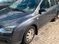 Gebraucht Ford Focus 100 PS (73 kW) 2005 Grau Kombi