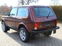 Gebraucht Lada niva 83 PS (61 kW) 2020 Braun SUV