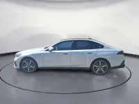 Gebraucht BMW 540 Performance 286 PS (210 kW) 2025 Weiß Limousine