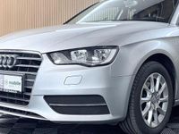 Second-hand Audi A3 Attraction 150 CP (110 kW) 2015 Argintiu Berlinǎ