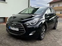 Gebraucht Hyundai i20 Space 90 PS (66 kW) 2018 Schwarz Limousine