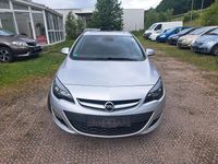 Usata Opel Astra Active 140 CV (102 kW) 2013 Argento Berlina