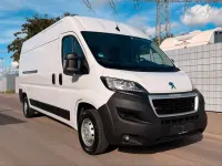 Gebraucht Peugeot Boxer 140 PS (102 kW) 2021 Weiß Van