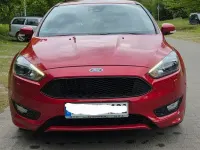 Gebraucht Ford Focus ST-Line 182 PS (133 kW) 2017 Rot Limousine